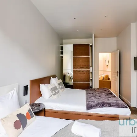 Urban Flat 57 - Luxury 4bdr Parisian Flat In Appartamento *